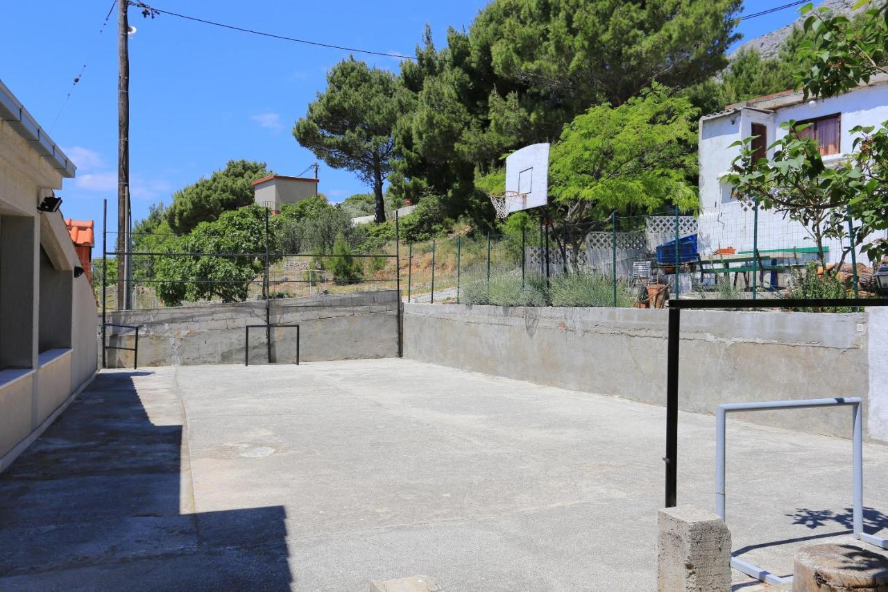 Apartments By The Sea Marusici, Omis - 1024 Мимице Екстериор снимка