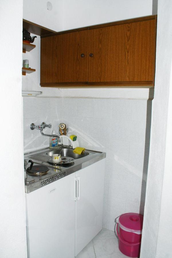 Apartments By The Sea Marusici, Omis - 1024 Мимице Екстериор снимка