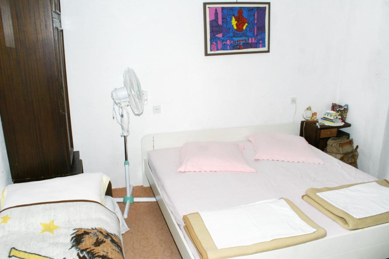 Apartments By The Sea Marusici, Omis - 1024 Мимице Екстериор снимка